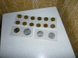 Отдается в дар «Файлы скользящие для монет Karat»