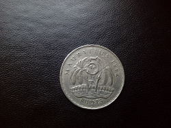 Отдается в дар «иностранные монеты»