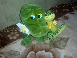 Отдается в дар «Мягкая игрушка «Крокодил Гоша с ромашкой», Lava»