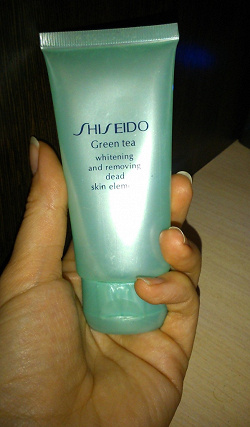 Отдается в дар «Пилинг для лица Shiseido»