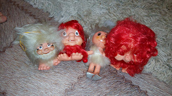 Отдается в дар «ГДР-овские игрушки: Ева и четыре гнома»