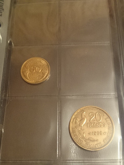 Отдается в дар «Монеты Франции»