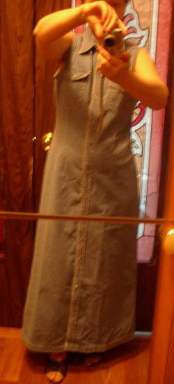 Отдается в дар «Джинсовое платье 42-44»