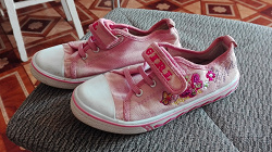 Отдается в дар «Обувь для девочки»