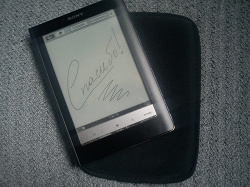 Отдается в дар «Электронная книга sony prs 600»