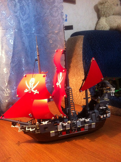 Благодарность за дар Пиратский корабль (аналог мелкого Lego)
