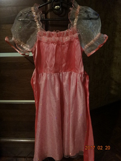 Отдается в дар «Платье бальное для девочки 5-9 лет»