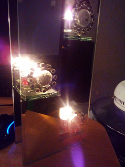 Отдается в дар «Стильный ПОДСВЕЧНИК зеркальный на 3 свечи для интерьера»