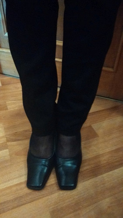 Отдается в дар «Женские черные туфли,37-37,5»