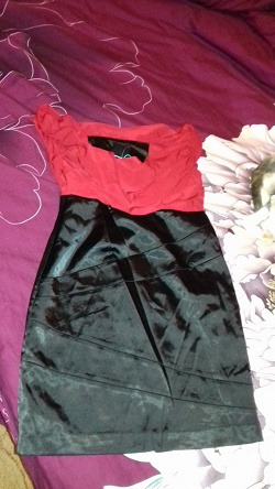Отдается в дар «красно-черное платье»