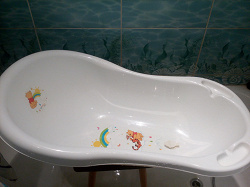 Отдается в дар «Детская ванночка со сливом «Винни Пух», белая, 84 см»