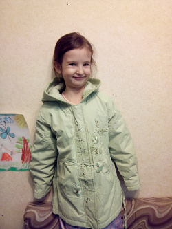 Отдается в дар «Курточка для девочки 7-9 лет»