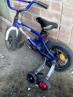 Отдается в дар «доп. колеса на детский велосипед»