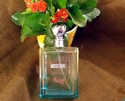 Отдается в дар «Туалетная вода Moschino Funny»