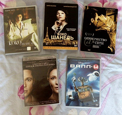 Отдается в дар «Диски DVD с фильмами»