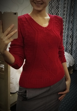 Отдается в дар «Красный свитер Vivasita»