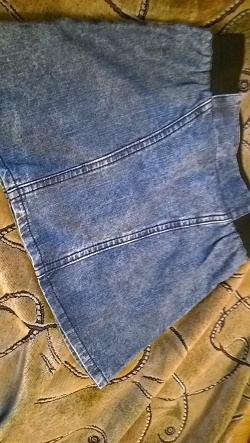 Отдается в дар «Детские джинсовые юбочки»