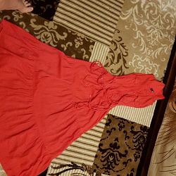 Отдается в дар «Летнее платье кораллового цвета бренда M Reason р.42-44»