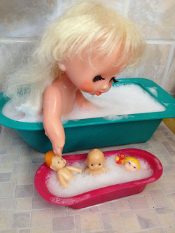 Отдается в дар «Ванна для кукол»