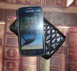 Отдается в дар «смартфон Samsung Galaxy Star Plus»