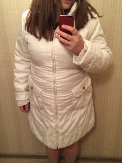 Отдается в дар «Снежно-белая курточка, р-р 52»