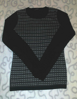 Отдается в дар «Женские свитеры, размер XS-S»