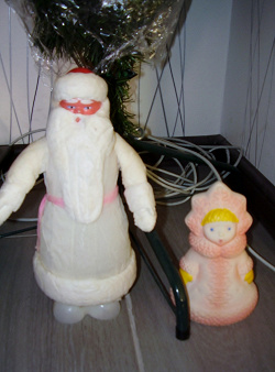 Отдается в дар «Дед Мороз со Снегурочкой»