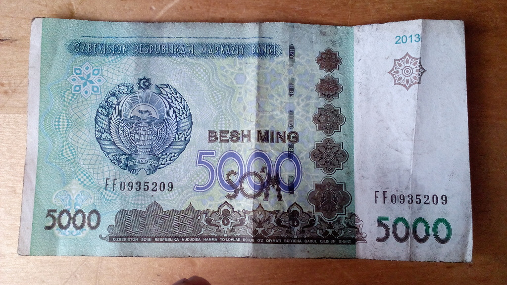 Миллион сумов в рублях на сегодня. 5000 Сум. 5000 Узбекских сум. Узбекская купюра 5000 сум. Besh Ming 5000.
