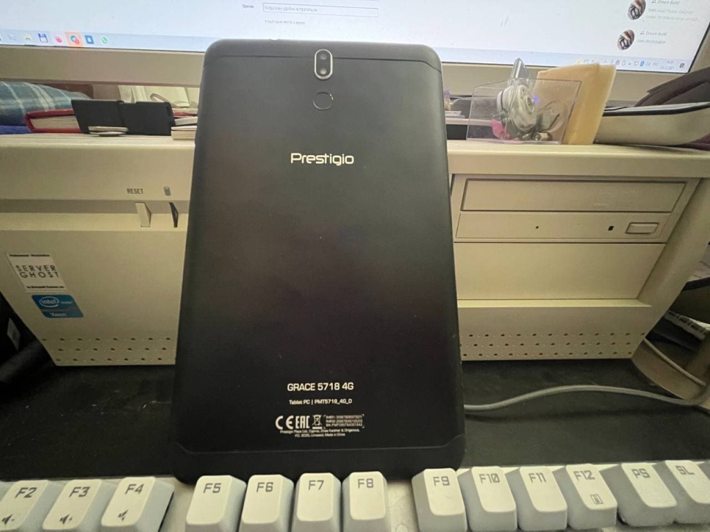 Планшет Prestigio 8" в дар (Санкт-Петербург). Дарудар
