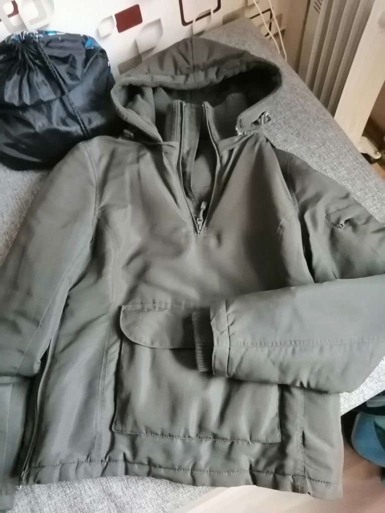 Куртка женская анорак 44/46 в дар (Санкт-Петербург). Дарудар