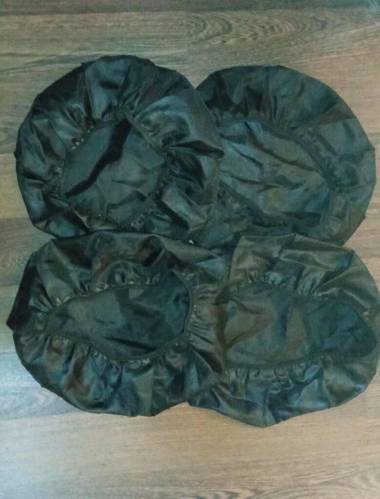 чехлы на колеса детской коляски в дар (Москва). Дарудар