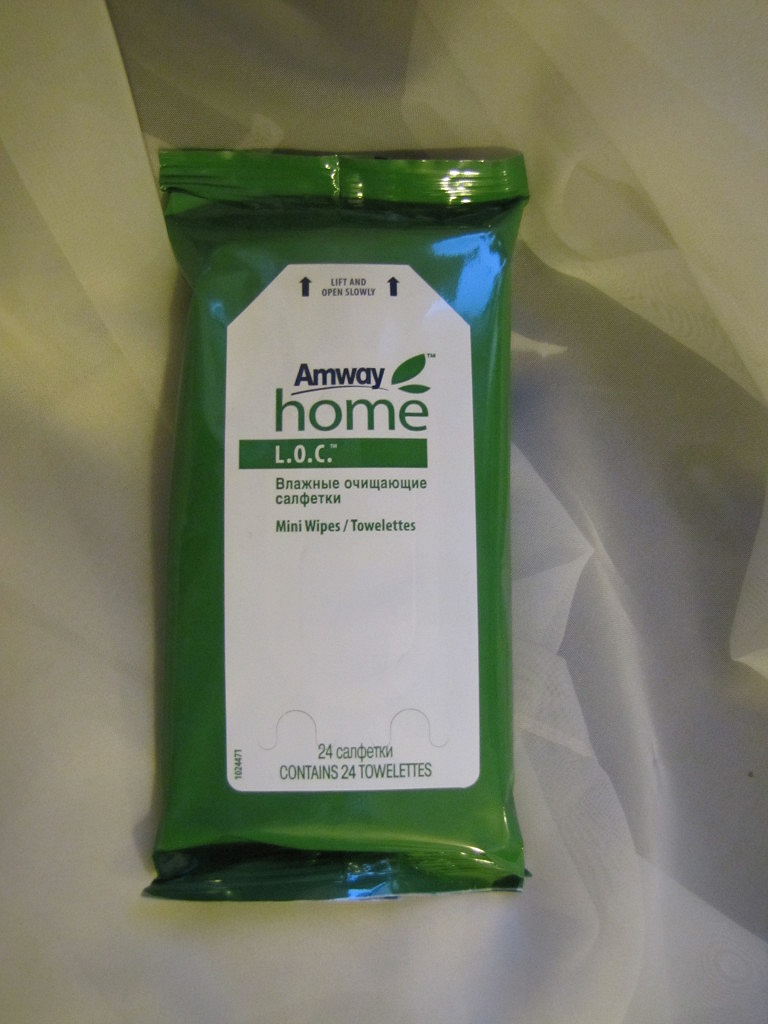 O. O. салфетки amway home влажные очищающие 24шт. салфетки для шерсти очищающие. очищающие салфетки для одежды.