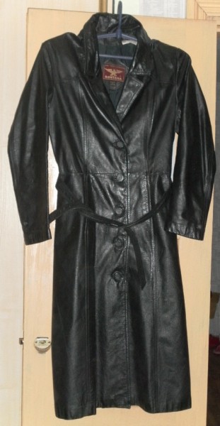 Омск Купить Кожаный Плащ Рынок Первомайский