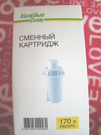Со сменным картриджем. Сменный картридж для фильтра Ашан. Сменный картридж для фильтра каждый день. Сменные блоки фильтры воды.