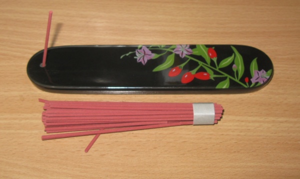 как тушить благовония