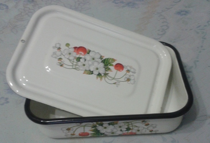 Судок металлический. Судок посуда. Пластиковые судочки. Судок кухонный. Судок для еды из нержавейки армейский.