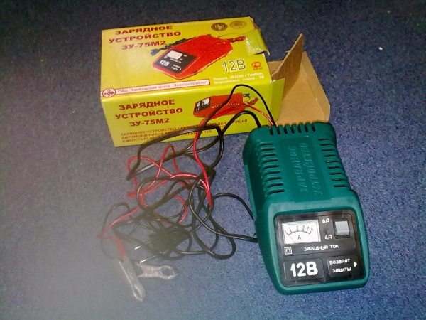 4 вольт зарядное. Зарядное устройство 4 вольт. 8 вольт. Литиевые аккумуляторы 4. Зарядка для детского мотоцикла 6 вольт зу 14.