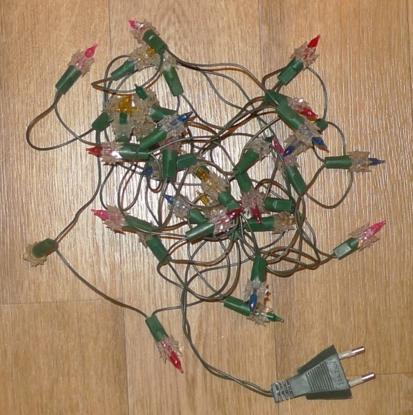 Гирлянда штора шарики инфографика. Схема гирлянды. Схема соединения бахромы гирлянды. Гирлянда цветомузыкальная 220/30. Чертеж гирлянды.