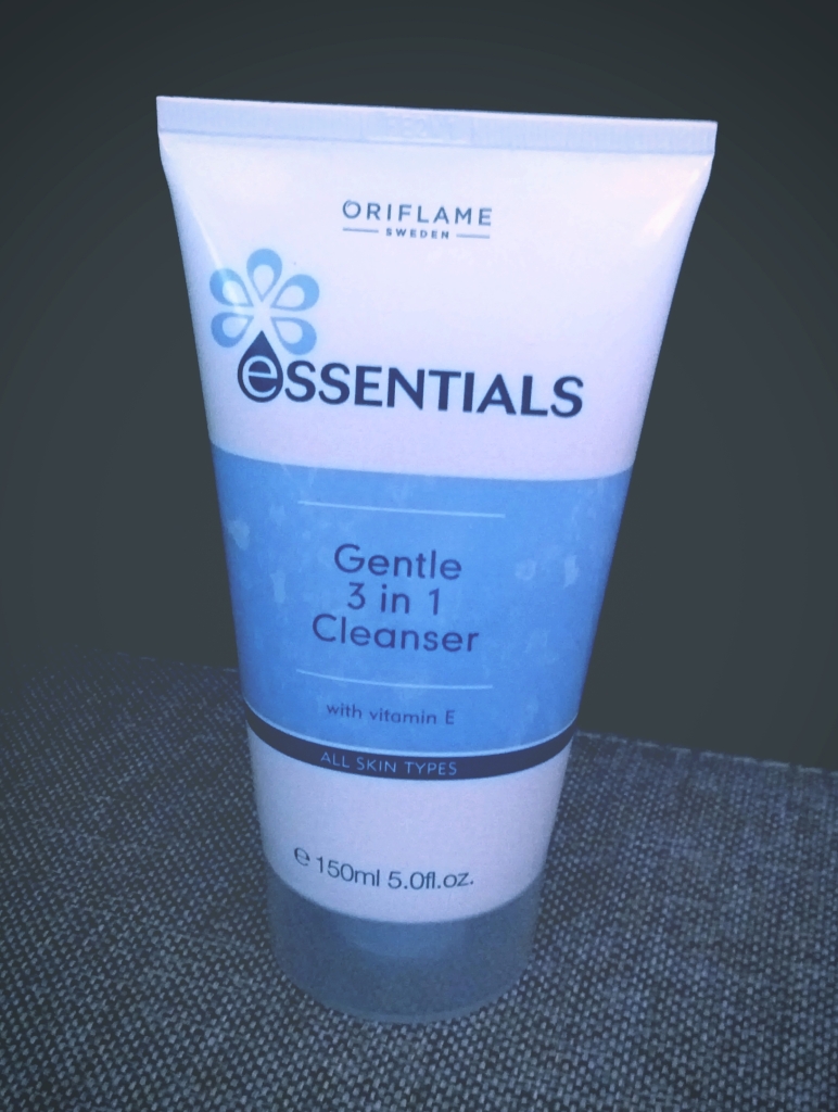 Скраб для лица 3 в 1. Мульти очищающее средство для лица эйвон. Очищающее средство 3 в 1. Очищающее средство 3 в 1. Очищающее средство 3 в 1.