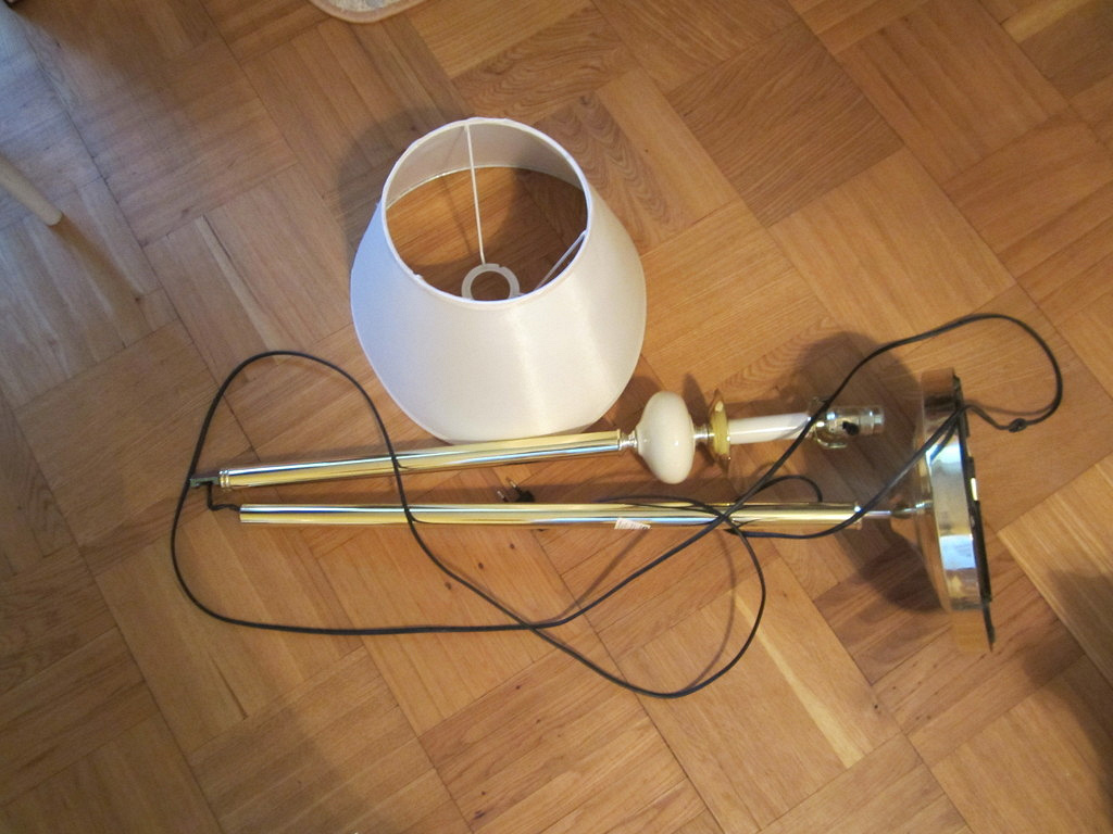 Not нут торшер сборка. Как разобрать торшер. Как разобрать торшер. Как разобрать торшер. Стойка для абажура.