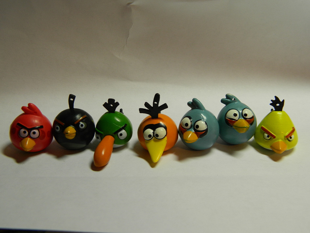Киндер энгри бердз. Фигурки Энгри бердз. Angry Birds игрушки Киндер сюрприз. Angry Birds игрушки Киндер. Энгри бердз коллекция птичек.