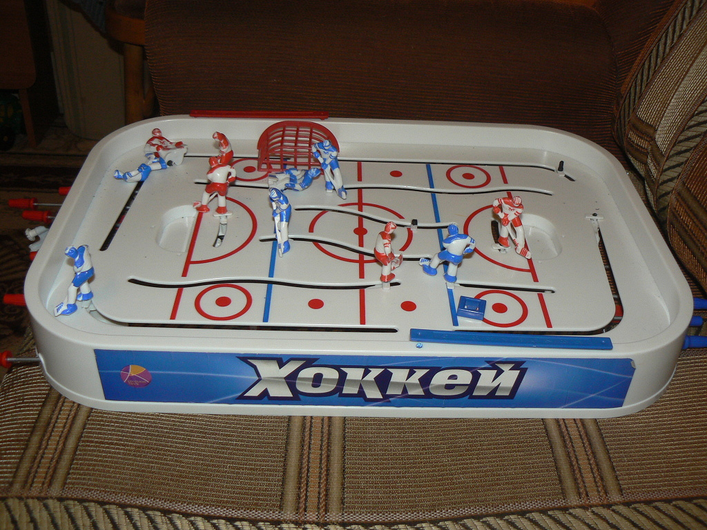 Нужна игра хоккей. Игра" хоккей". Хоккей игрушка. Советские игрушки хоккей. Советская настольная игра хоккей.