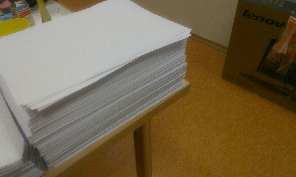 Туалетная бумага 2-х слойная с перфорацией 135м белая 12рул/кор. Бумажные модели от халински. Paper 02. Paper 02. Бумага а2.