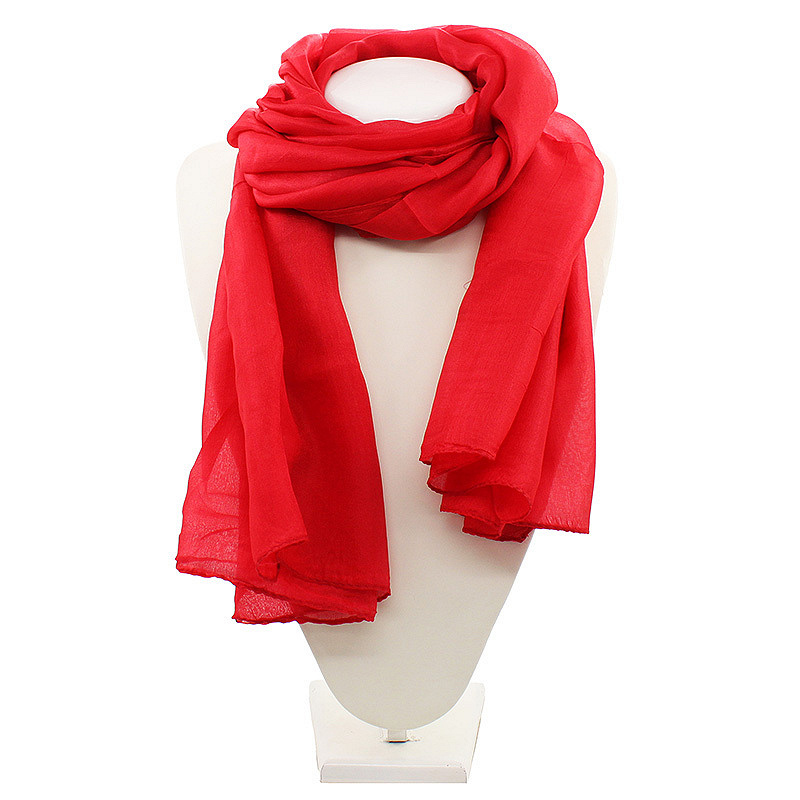 Шарфы заказать. Красный шарф женский. Летние шарфы женские. Шарф однотонный. Легкий шарф.