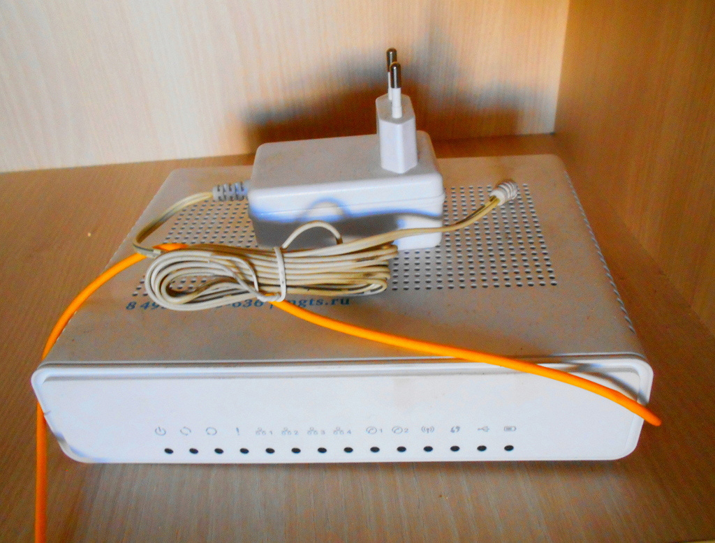 Gpon в квартиру. Оптоволоконный роутер МГТС. Mgts GPON роутер. Rv6699 GPON-роутер. WIFI роутер МГТС GPON.