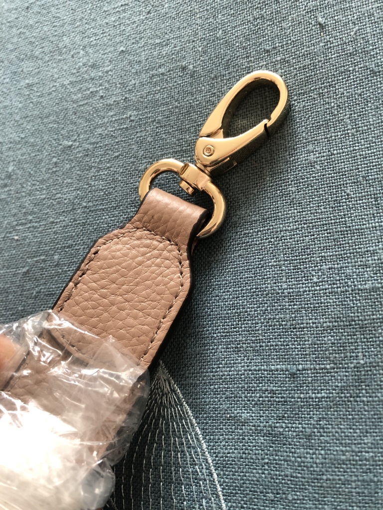 Длинный ремень для сумки в дар (Новосибирск). Дарудар