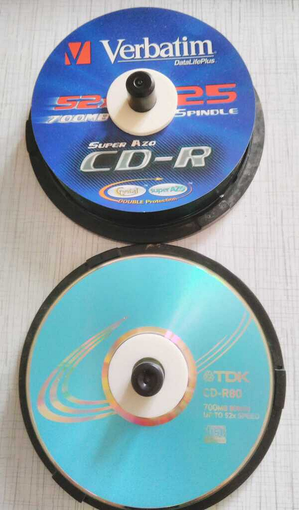 Диски CD-R, DVD-RW чистые в дар (Москва). Дарудар