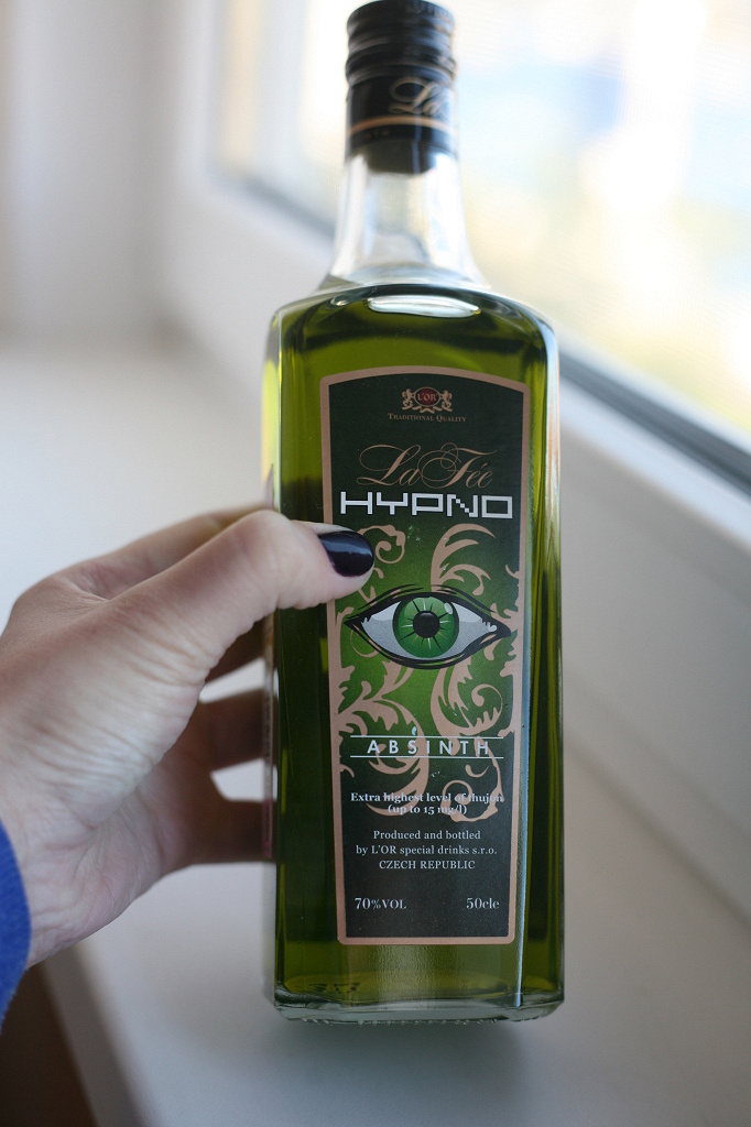 Апсент. Абсент Absinth la fee Hypno 0.7 л. Абсент Фея гипно. Абсент la fee Hypno.