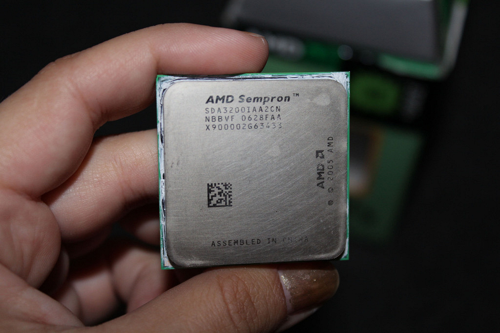 Процессор 3200. AMD Sempron 3200+. AMD Sempron x2 198. Процессор AMD Sempron 3850 - 1950 руб. AMD Sempron 2001.