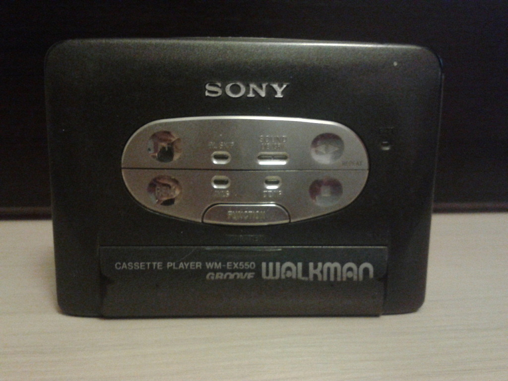 Кассетный плеер Sony Walkman в дар (Москва, Люберцы). Дарудар